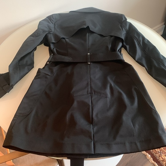 Guess by Marciano black trench size small. - Picture 10 of 14